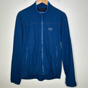 Arc’teryx full zip light jacket blue medium